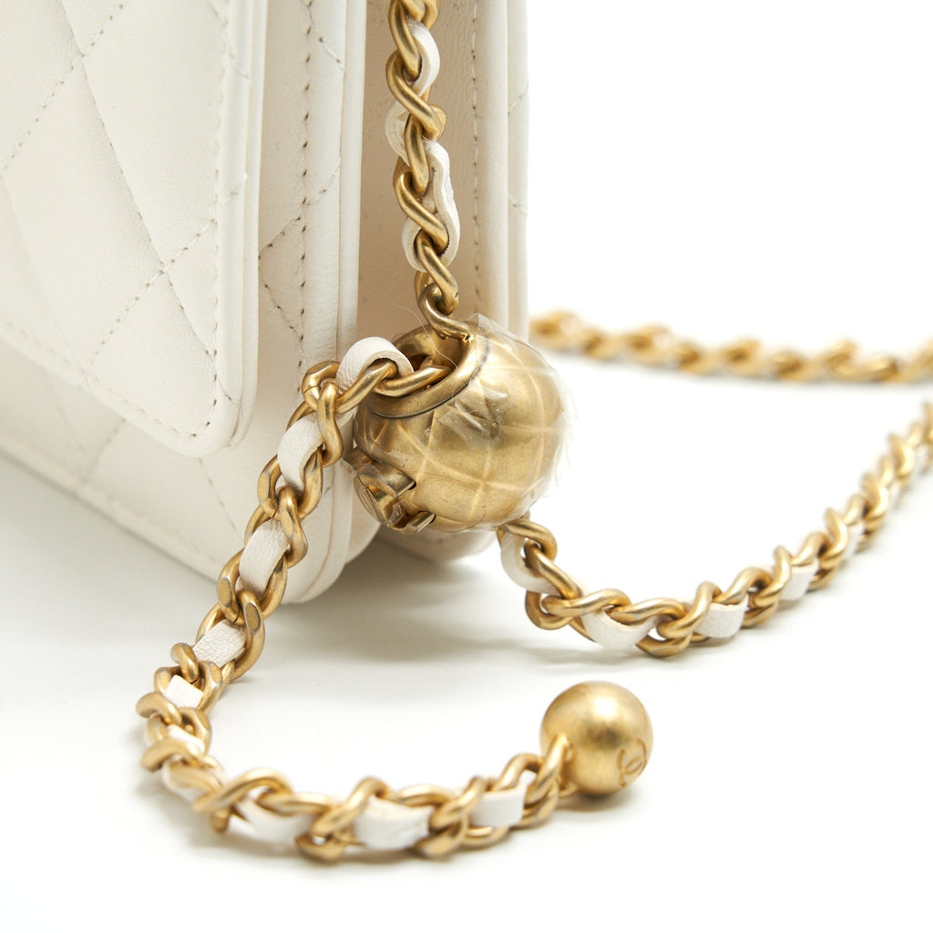 Chanel Pearl Crush Wallet on Chain White