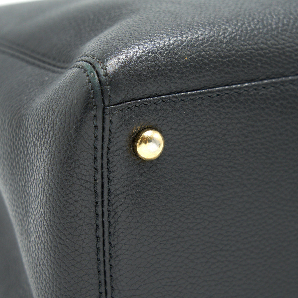 Chanel Executive Cerf Small Tote Bag Caviar black with