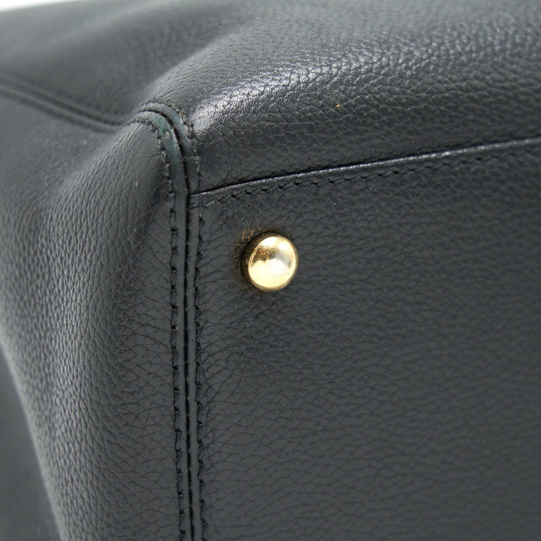 Chanel Executive Cerf Small Tote Bag Caviar black with