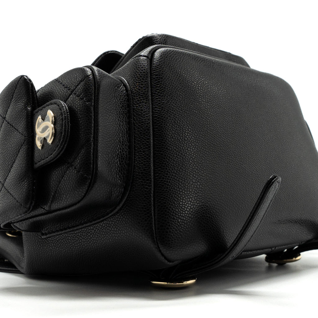 Chanel 23k Triple Pocket Backpack Caviar Black L(Microchip)