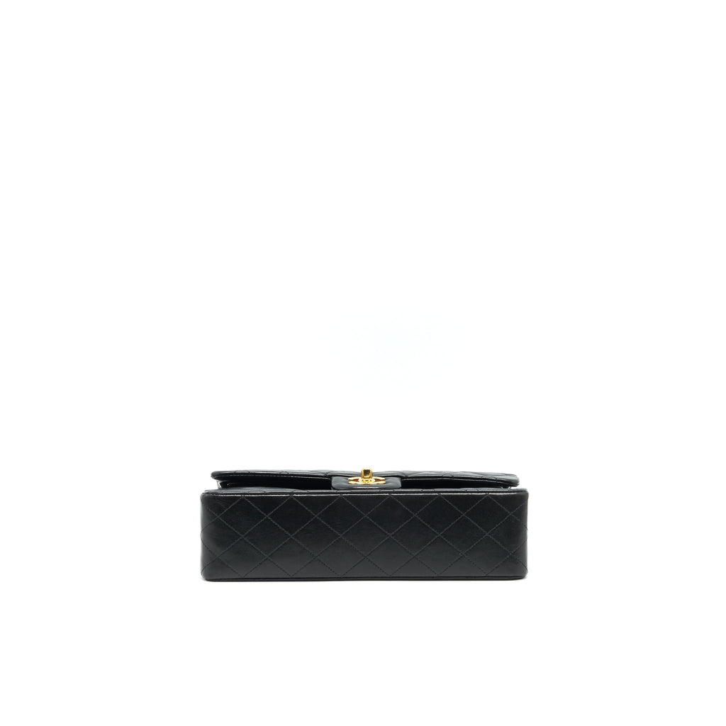 Chanel Vintage Classic Flap Medium in Black