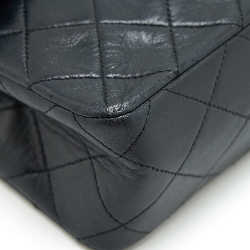 Chanel Vintage Small Flap Bag Lambskin Black