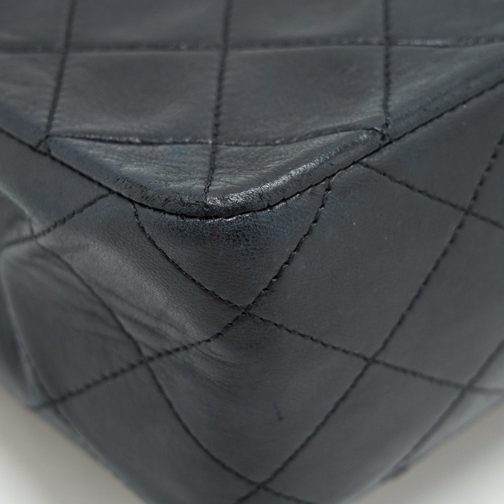 Chanel Vintage Small Flap Bag Lambskin Black
