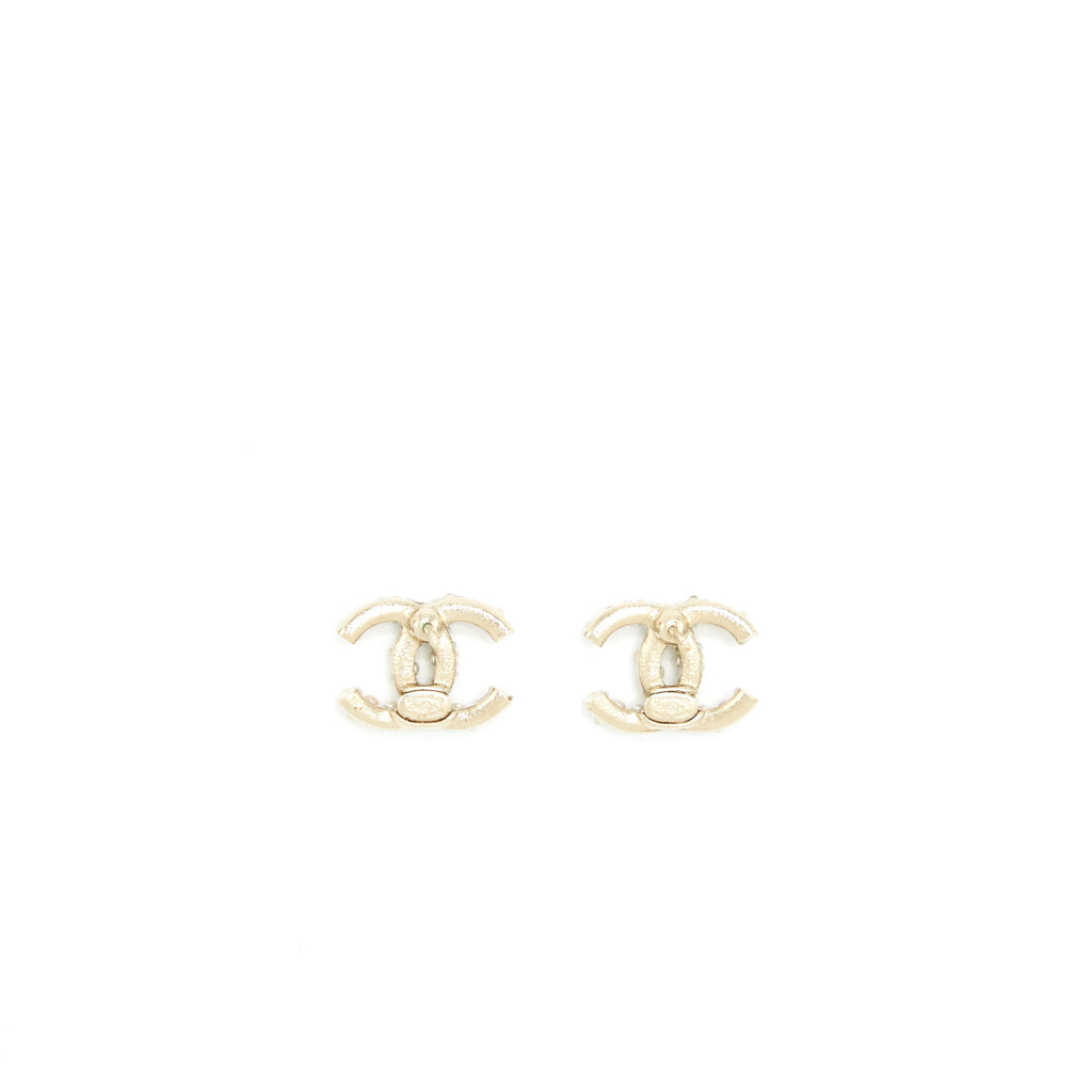 Chanel CC Pearl Earrings With Multicoloured Pearls L