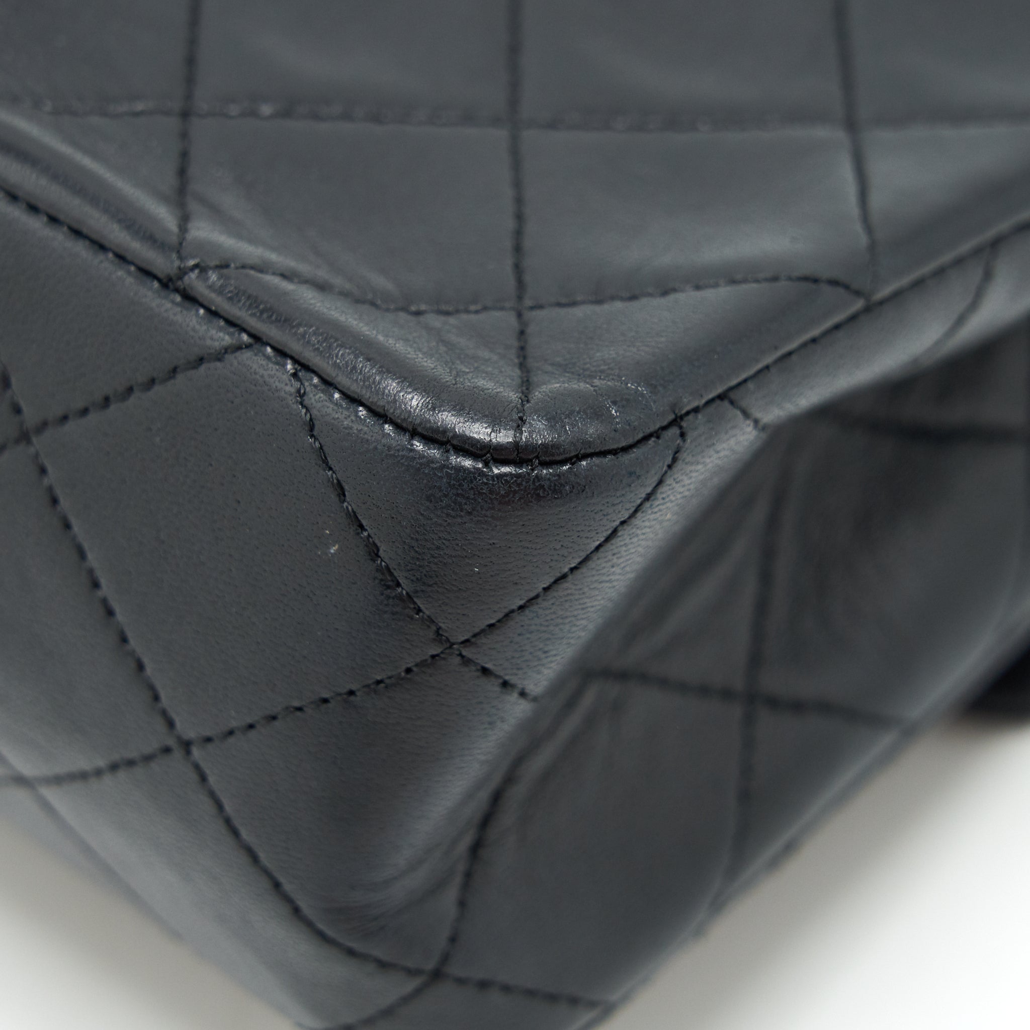 Chanel Vintage Small Flap Bag Lambskin Black