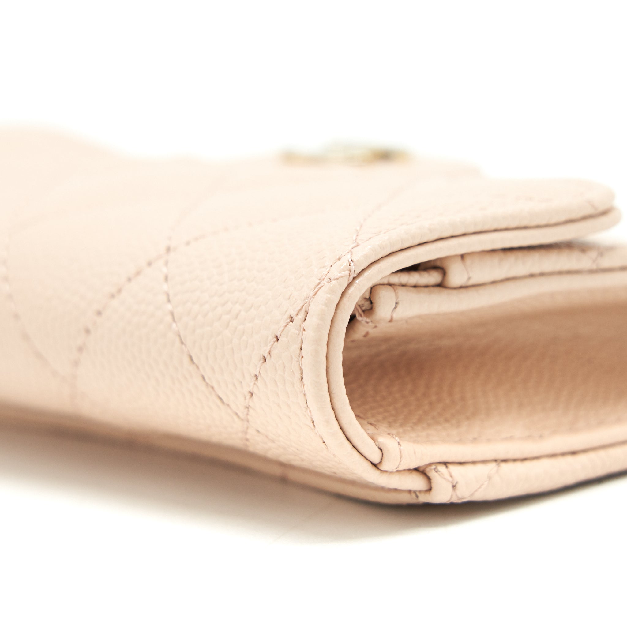 Chanel 22C Flap holder Caviar Light Beige L