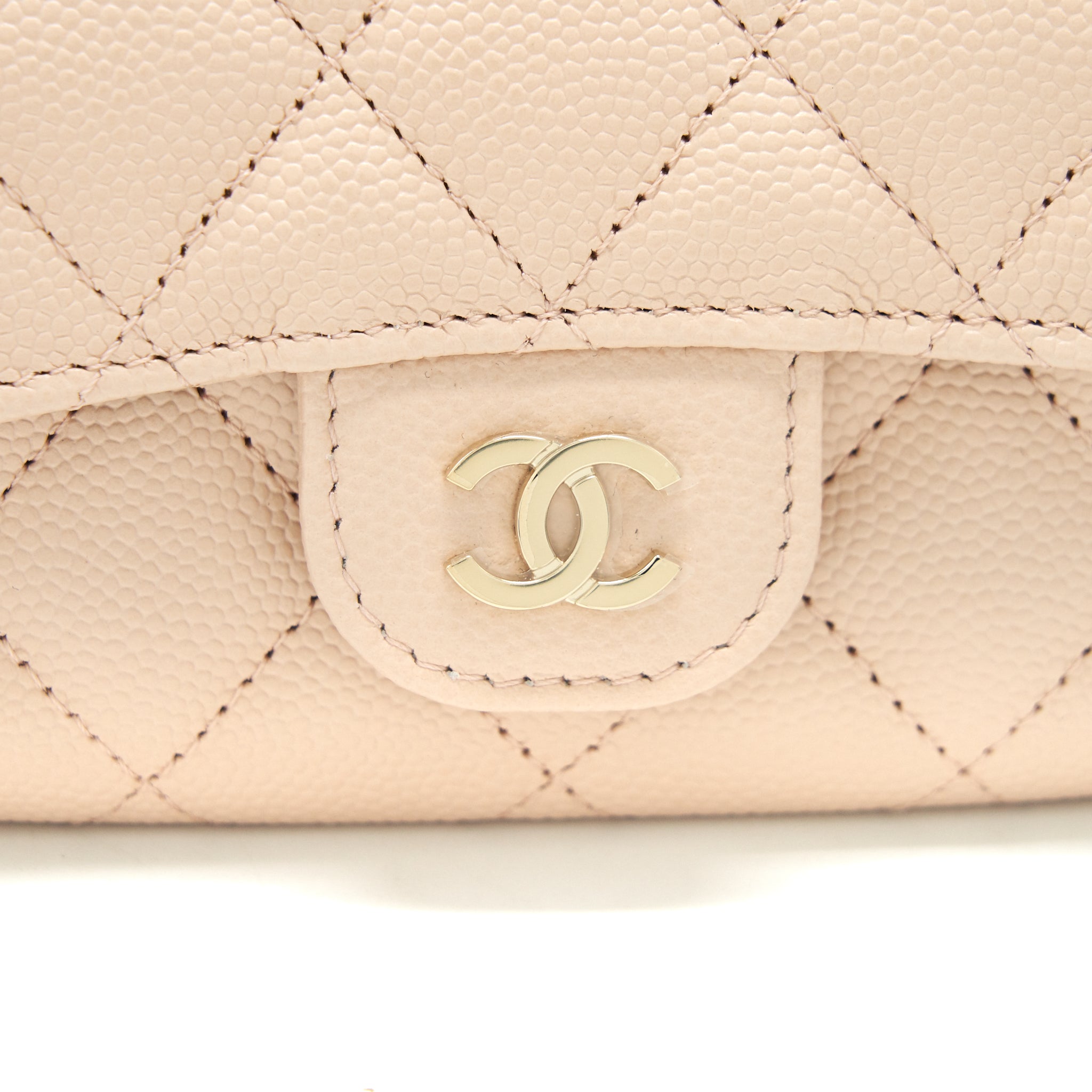 Chanel 22C Flap holder Caviar Light Beige L