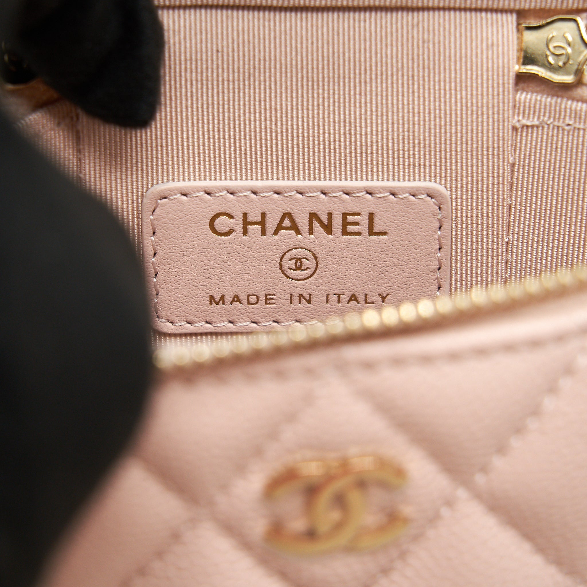 Chanel 21C Vertical Vanity On Chain Caviar Light Pink L