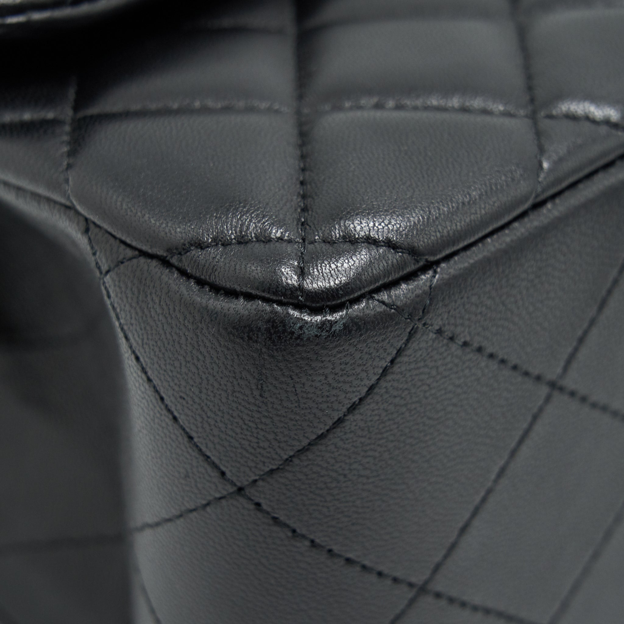 Chanel Jumbo Classic Double Flap Bag Lambskin Black