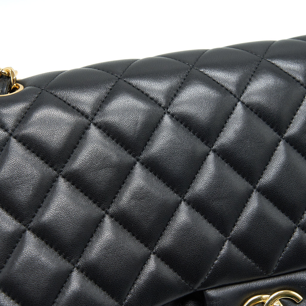 Chanel Jumbo Classic Double Flap Bag Lambskin Black
