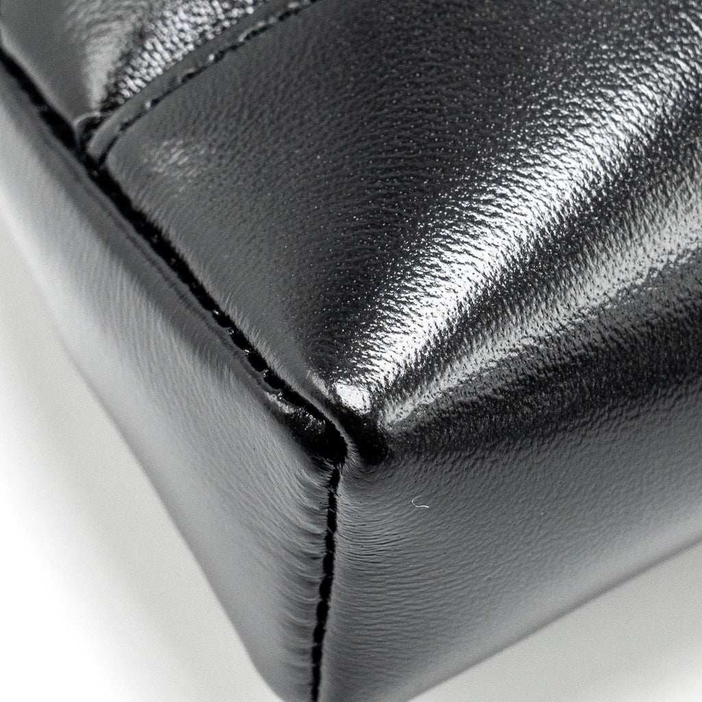 CHANEL Mini 31 Clutch With Chain Shiny Lambskin Black L (Microchip)