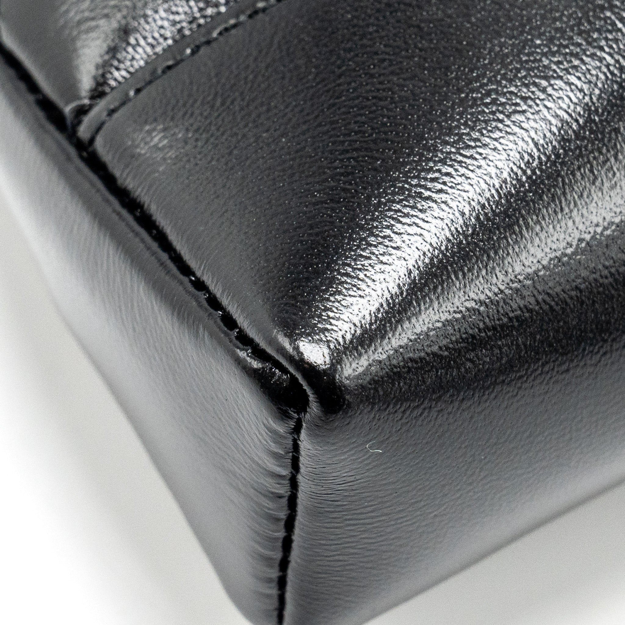 CHANEL Mini 31 Clutch With Chain Shiny Lambskin Black L (Microchip)