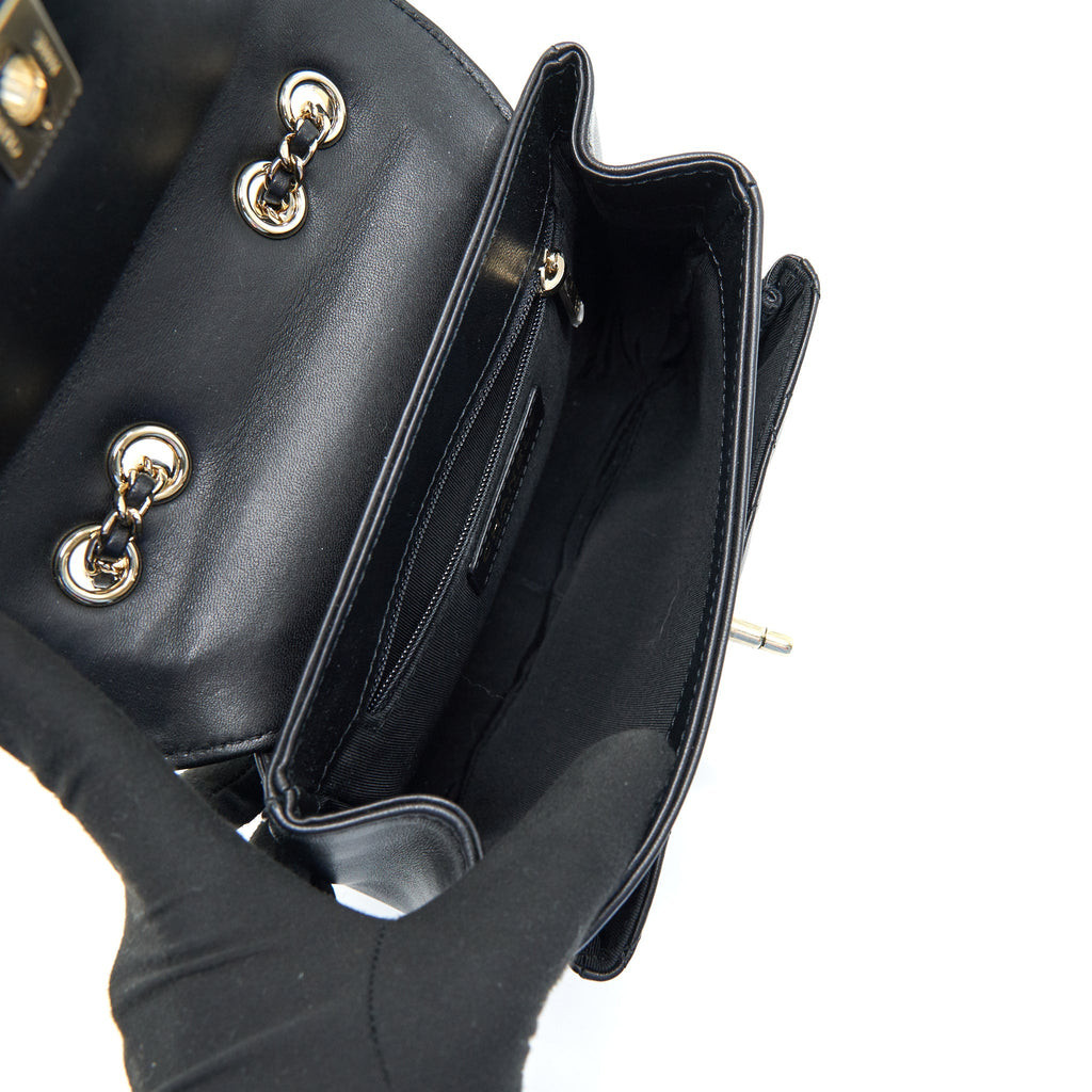 Chanel Square Flap Bag Lambskin In Black