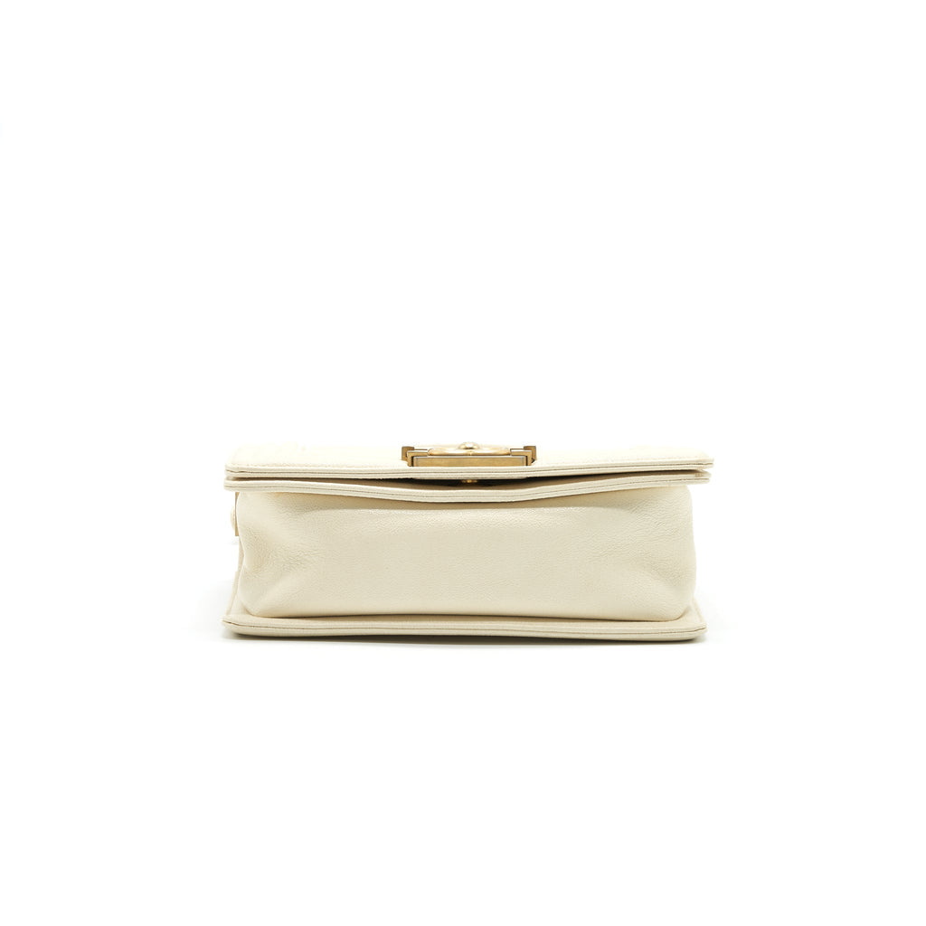 CHANEL SMALL BOY BAG CAVIAR LEATHER  IN WHITE