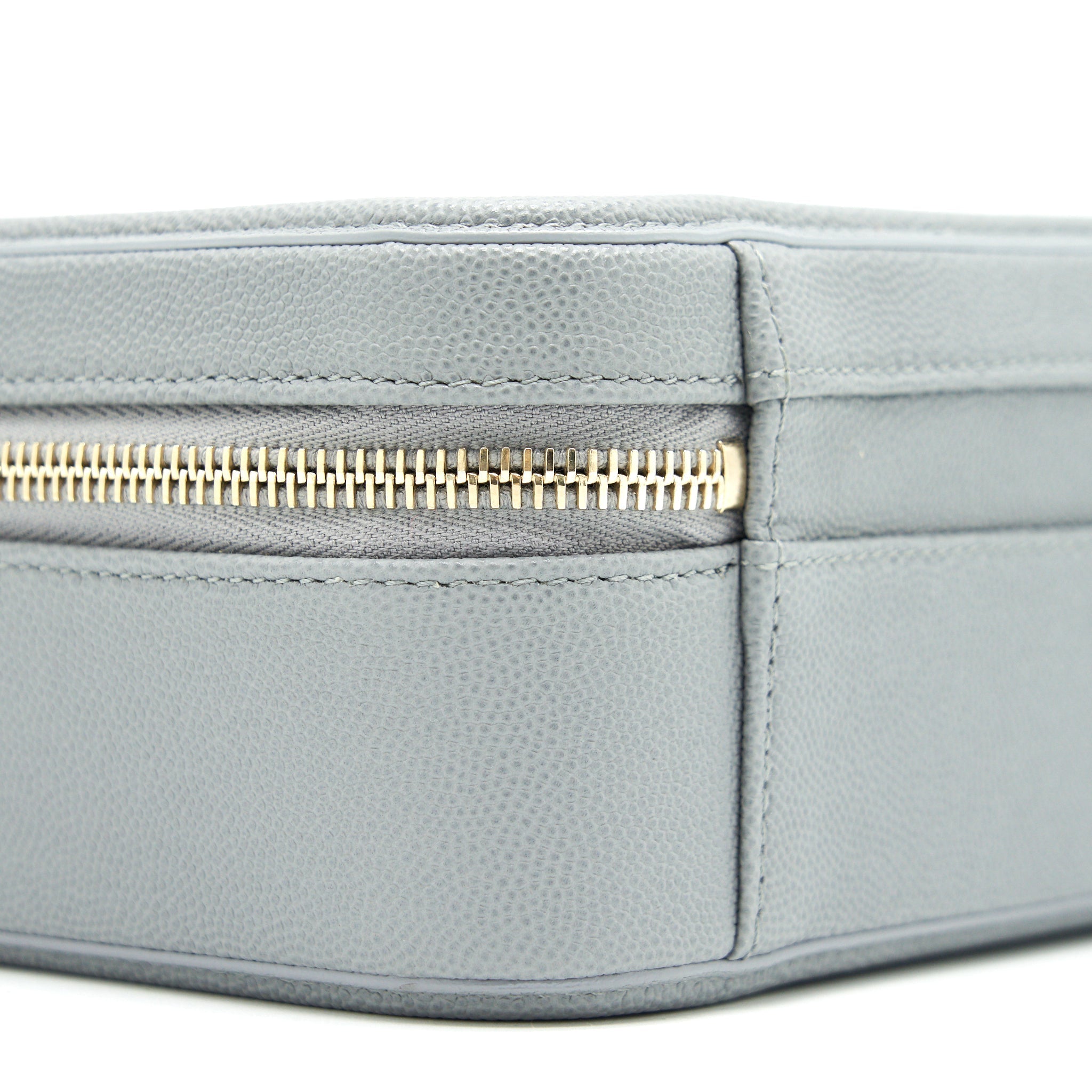Chanel CC filigree Vanity Case Grey L
