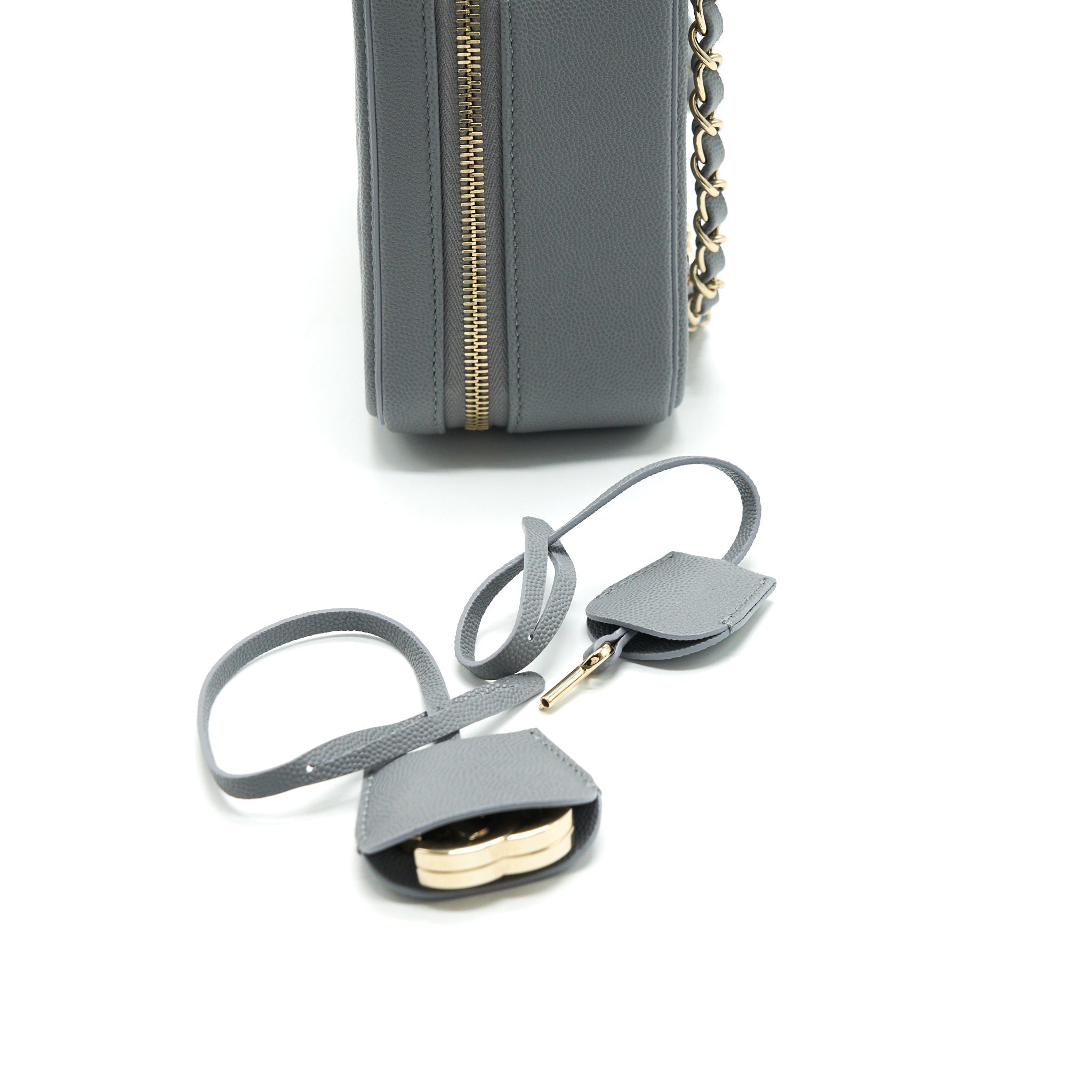 Chanel CC filigree Vanity Case Grey L