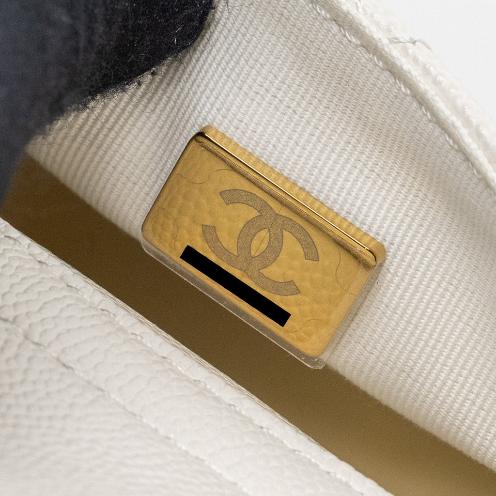 Chanel 23k Triple Pocket Mini Backpack Caviar White L(Microchip)