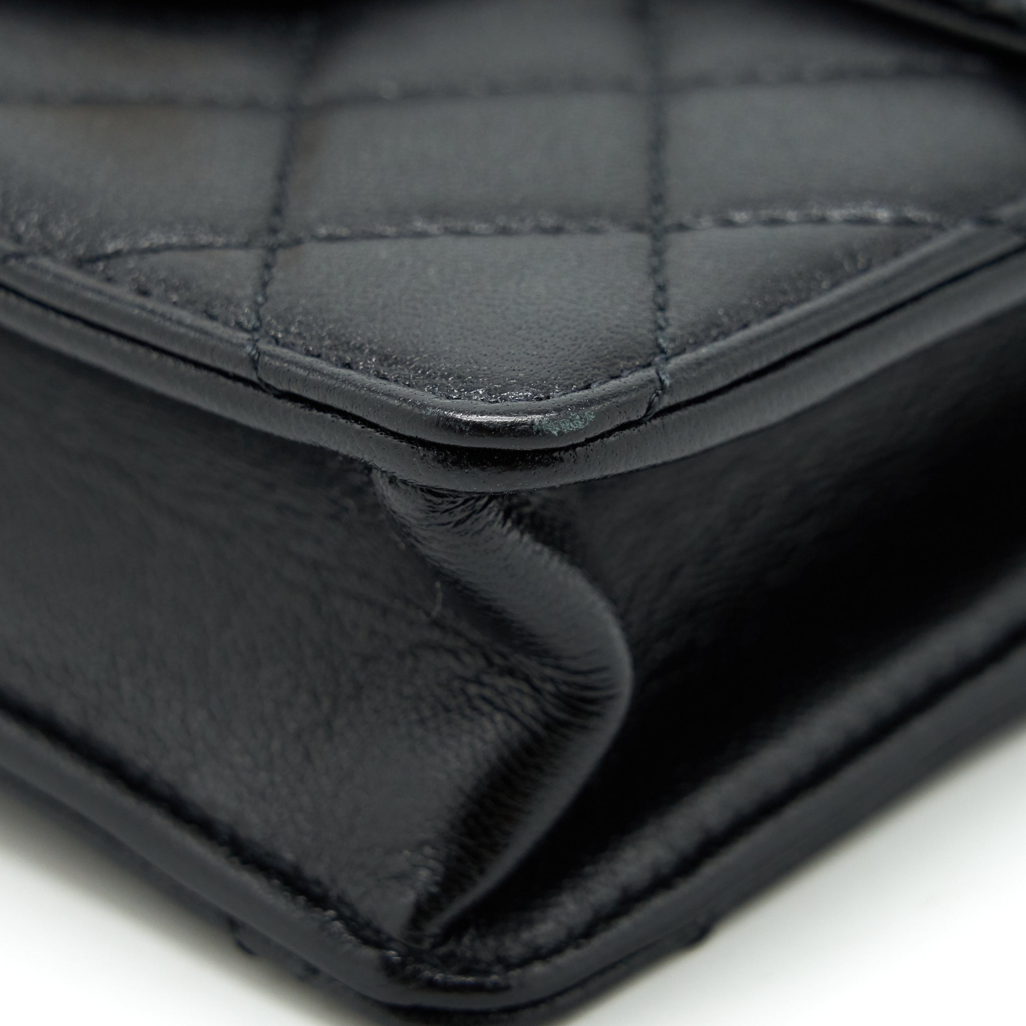 Chanel Limitation Pearl Flap Bag Goatskin Black