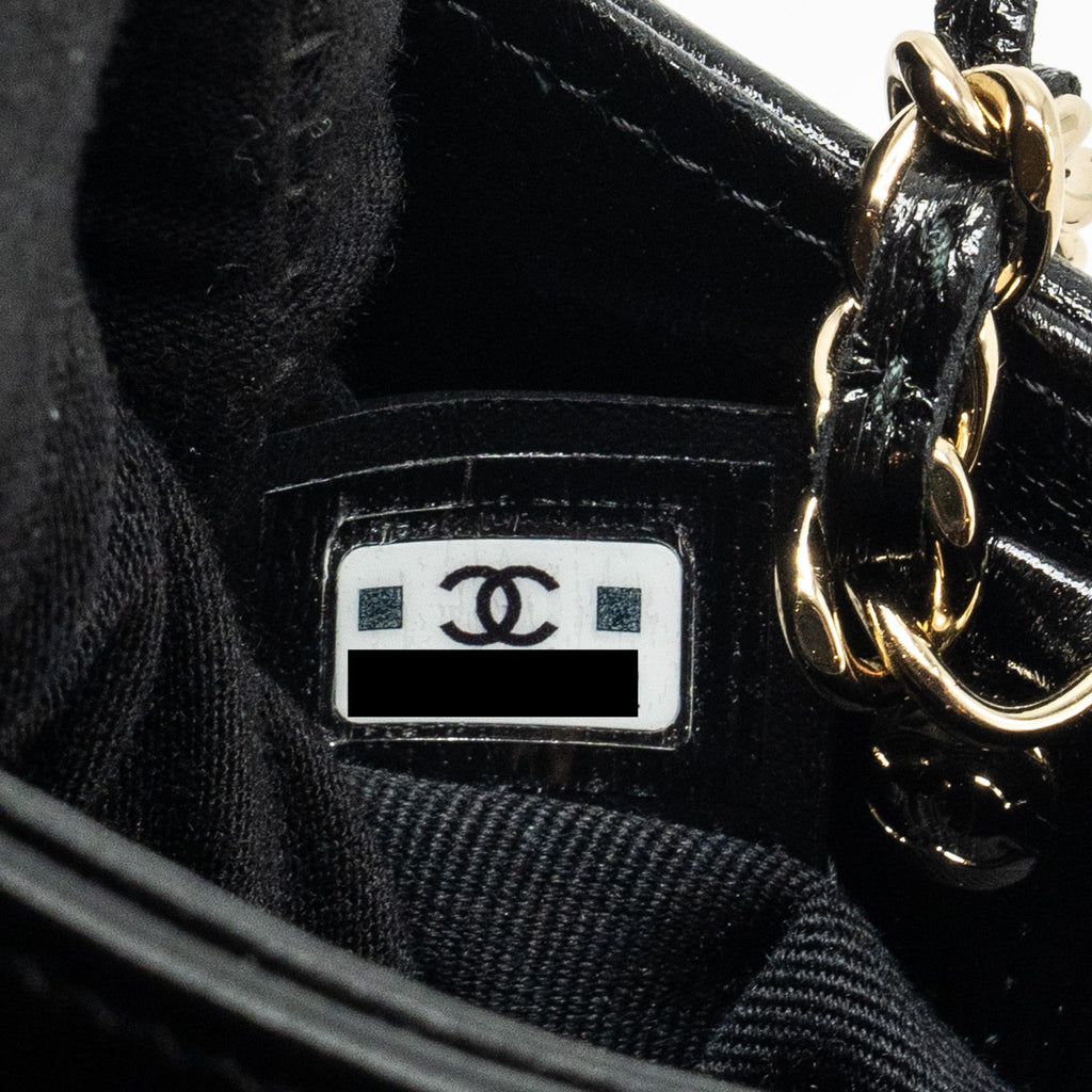 CHANEL Mini 31 Clutch With Chain Shiny Lambskin Black L (Microchip)