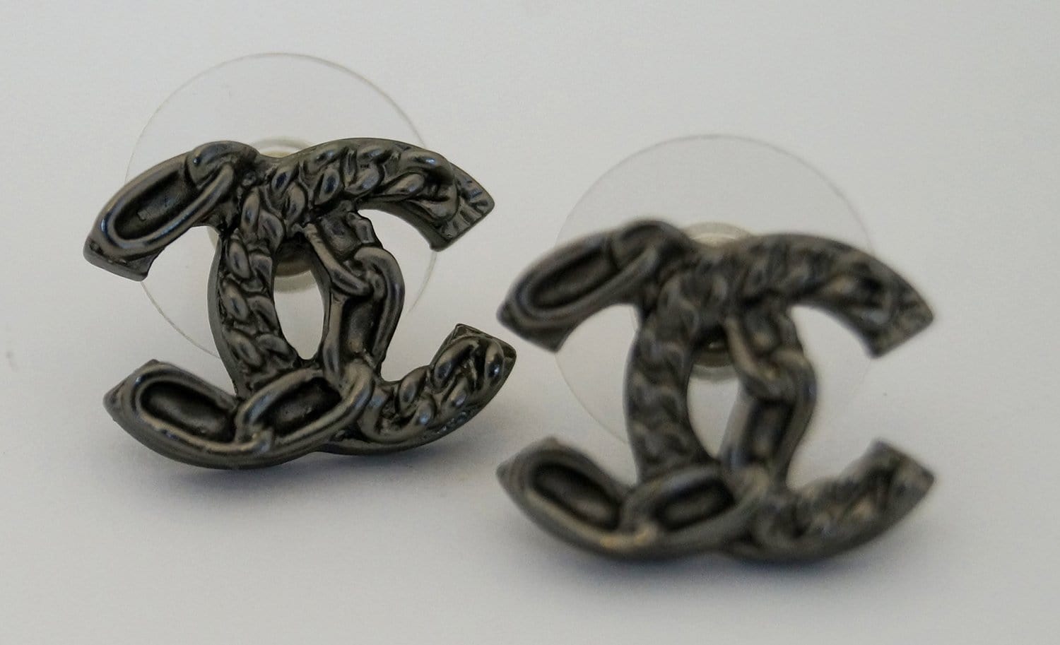 CHANEL Earrings CC Silver - Chanel Clip - Chanel CC Earrings
