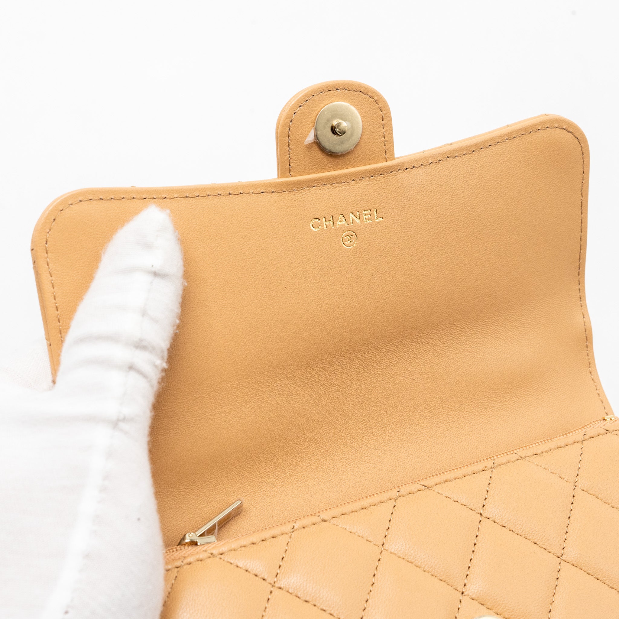 Chanel top handle mini flap clutch lambskin beige L (Microchip)