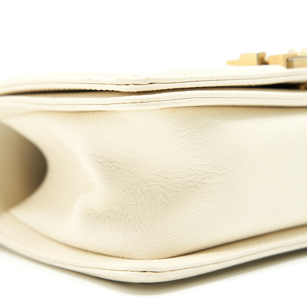 CHANEL SMALL BOY BAG CAVIAR LEATHER  IN WHITE