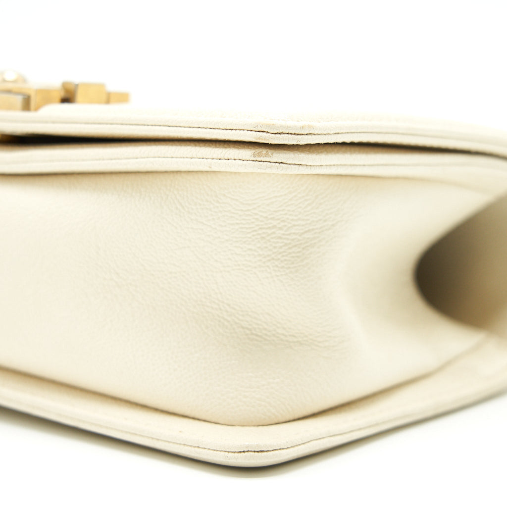 CHANEL SMALL BOY BAG CAVIAR LEATHER  IN WHITE