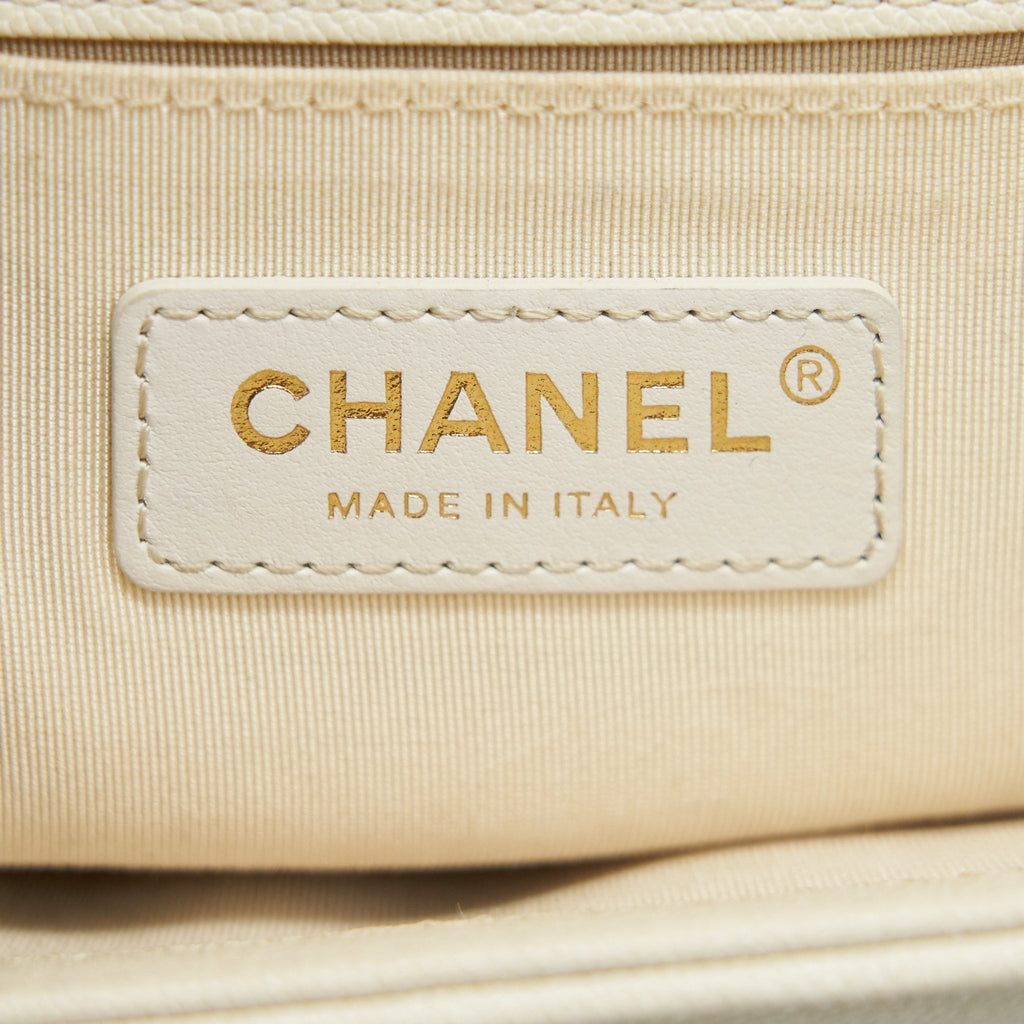 CHANEL SMALL BOY BAG CAVIAR LEATHER  IN WHITE