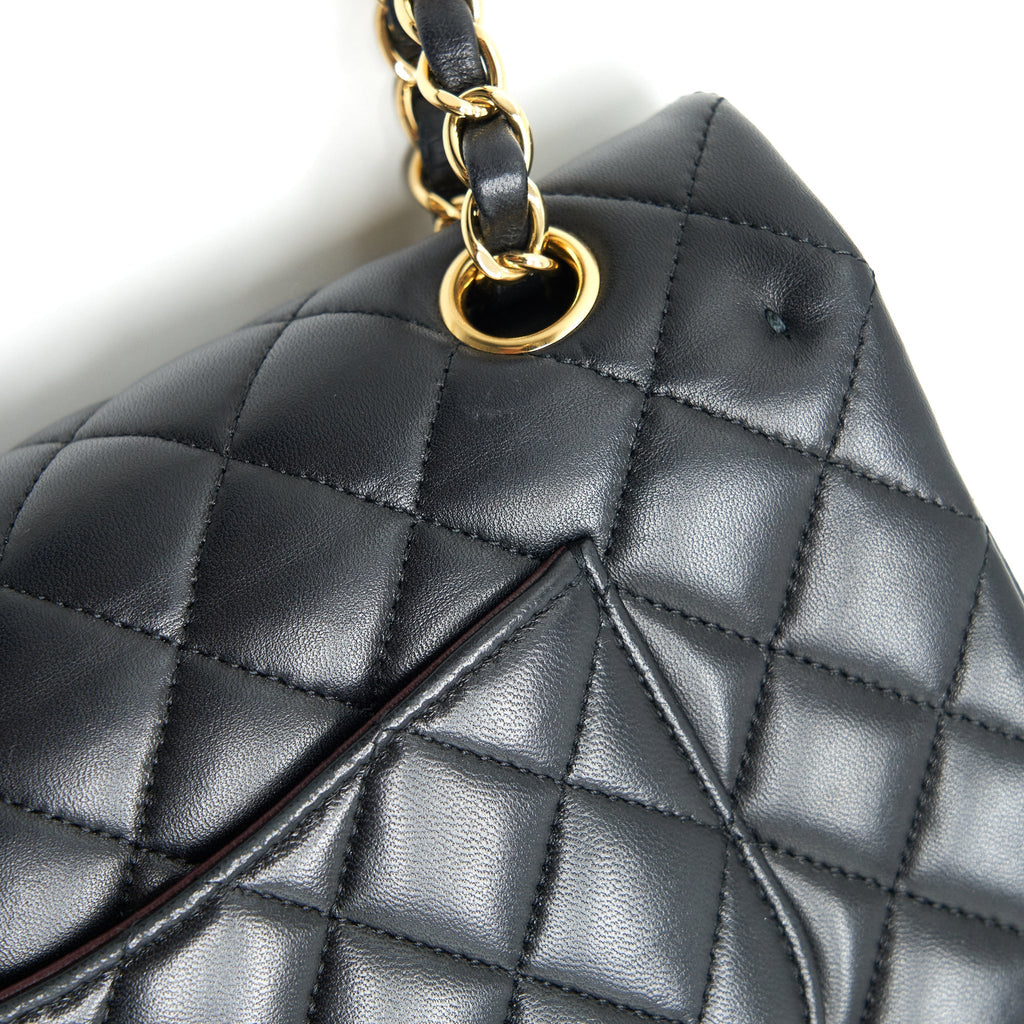 CHANEL MEDIUM CLASSIC DOUBLE FLAP LAMBSKIN BLACK