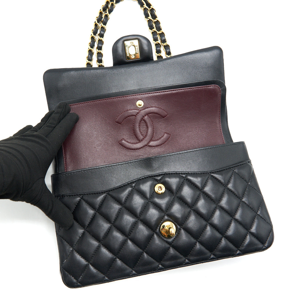 CHANEL MEDIUM CLASSIC DOUBLE FLAP LAMBSKIN BLACK