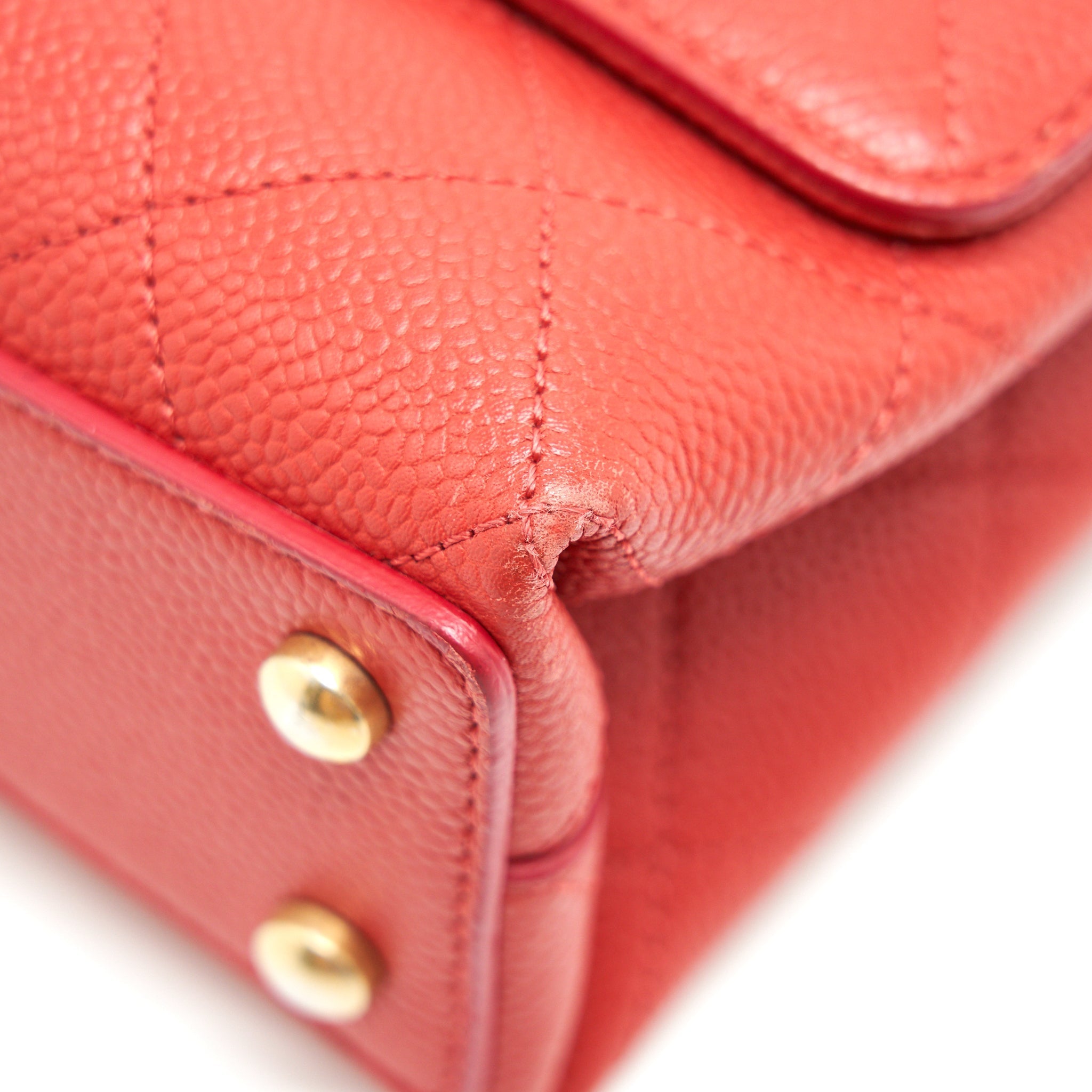 Chanel Flap Shoulder Bag With Chain Caviar in Red
