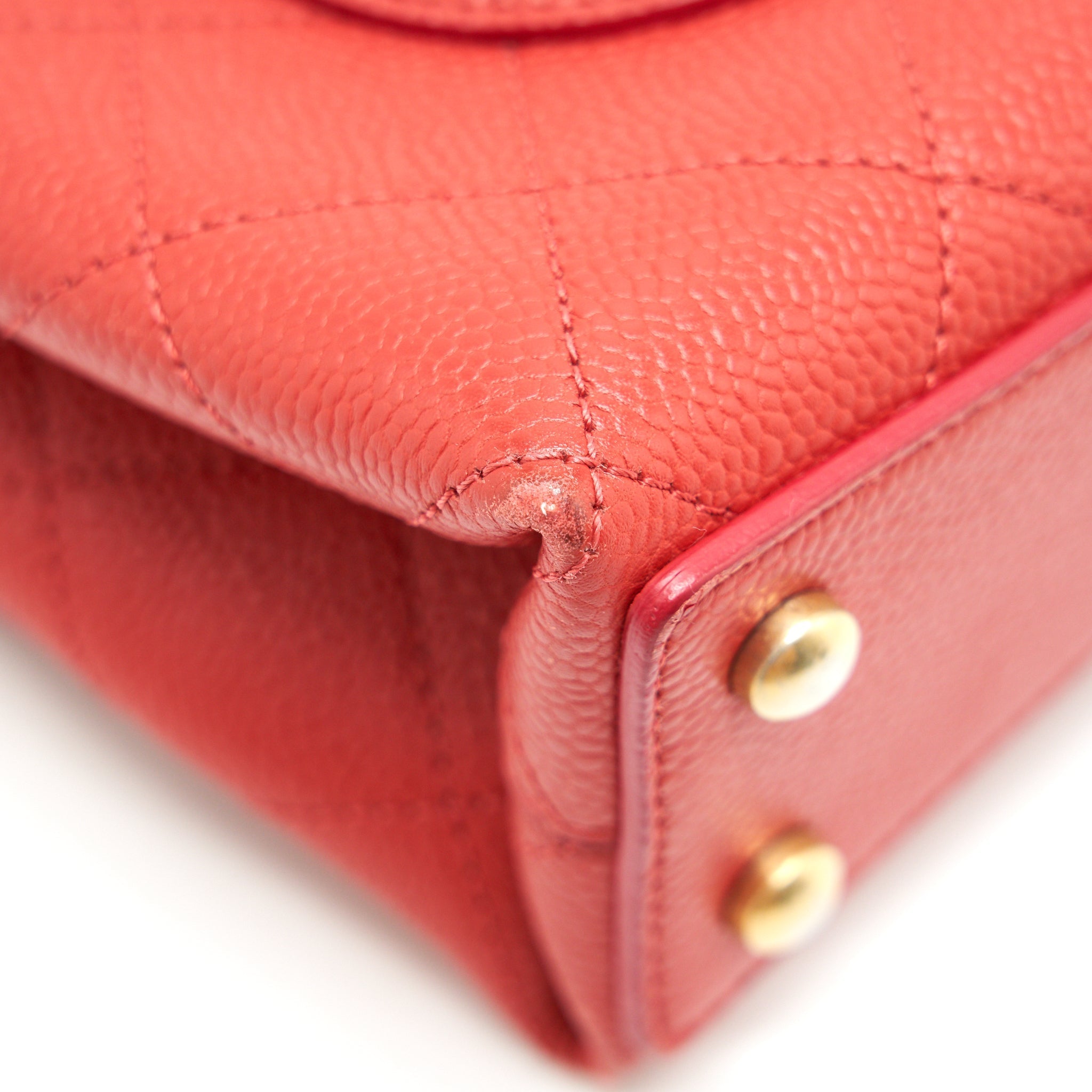 Chanel Flap Shoulder Bag With Chain Caviar in Red