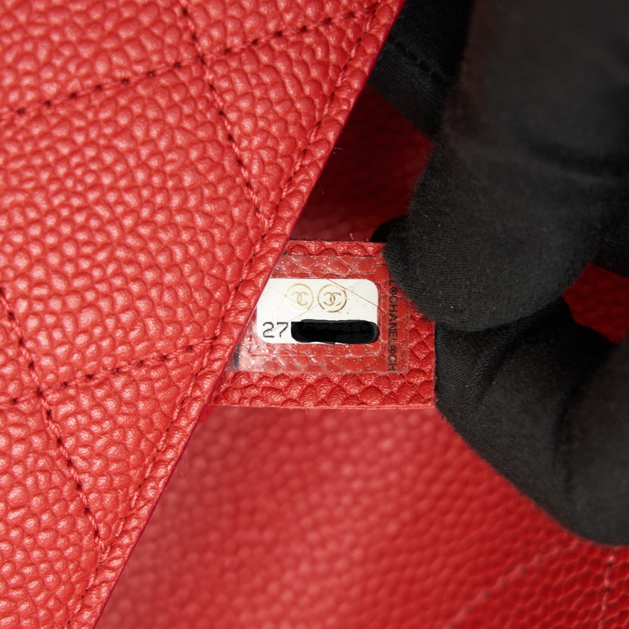 Chanel Flap Shoulder Bag With Chain Caviar in Red