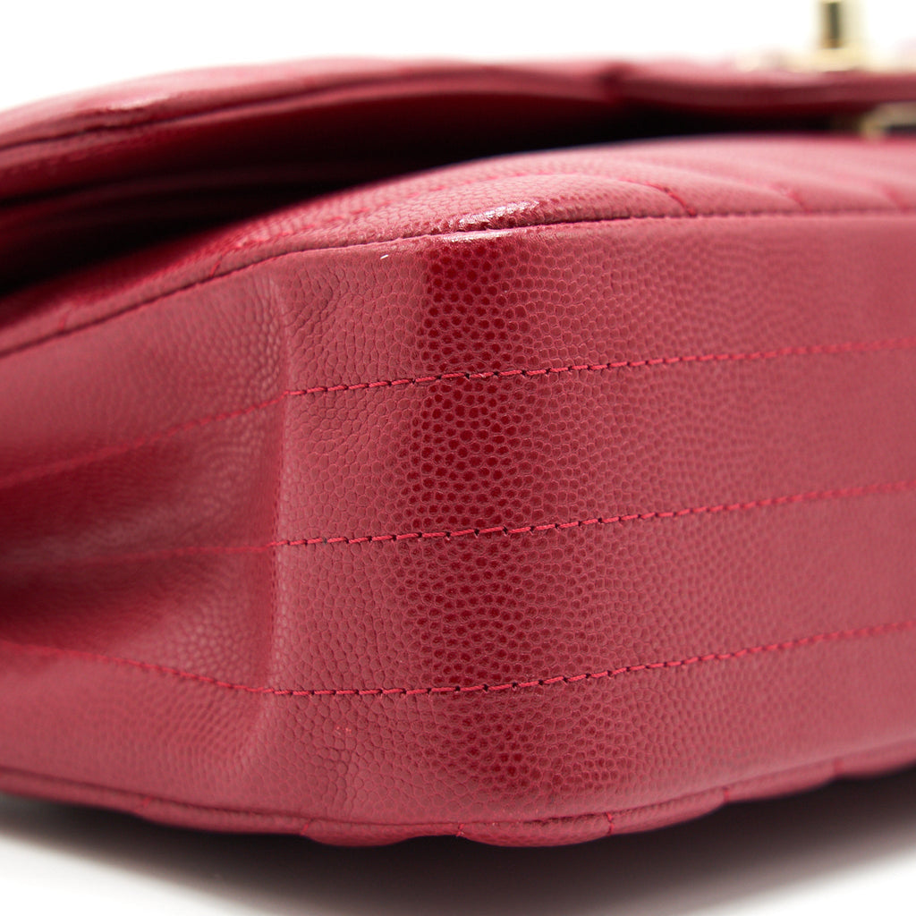 Chanel Medium Classic Double Flap caviar Raspberry Red with L