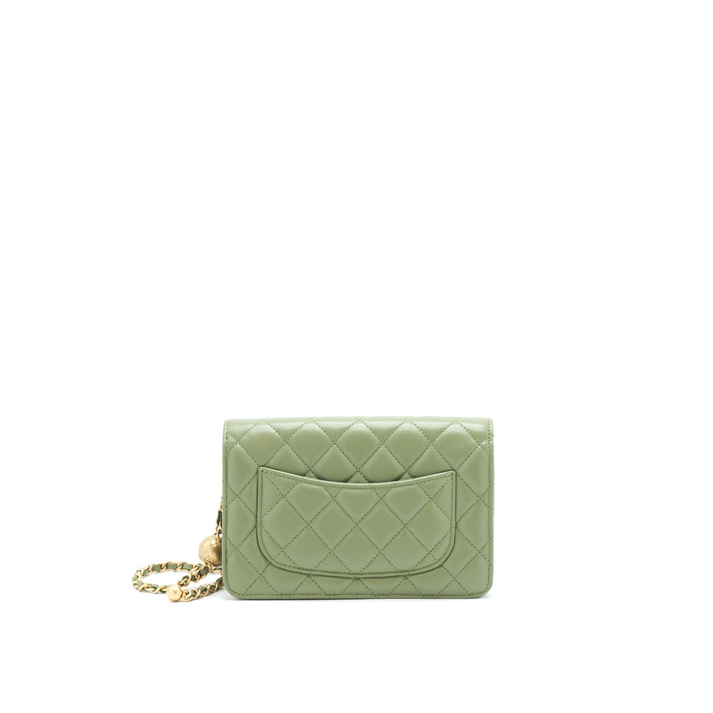 Chanel 21B Green  Pearl Crush Wallet On Chain