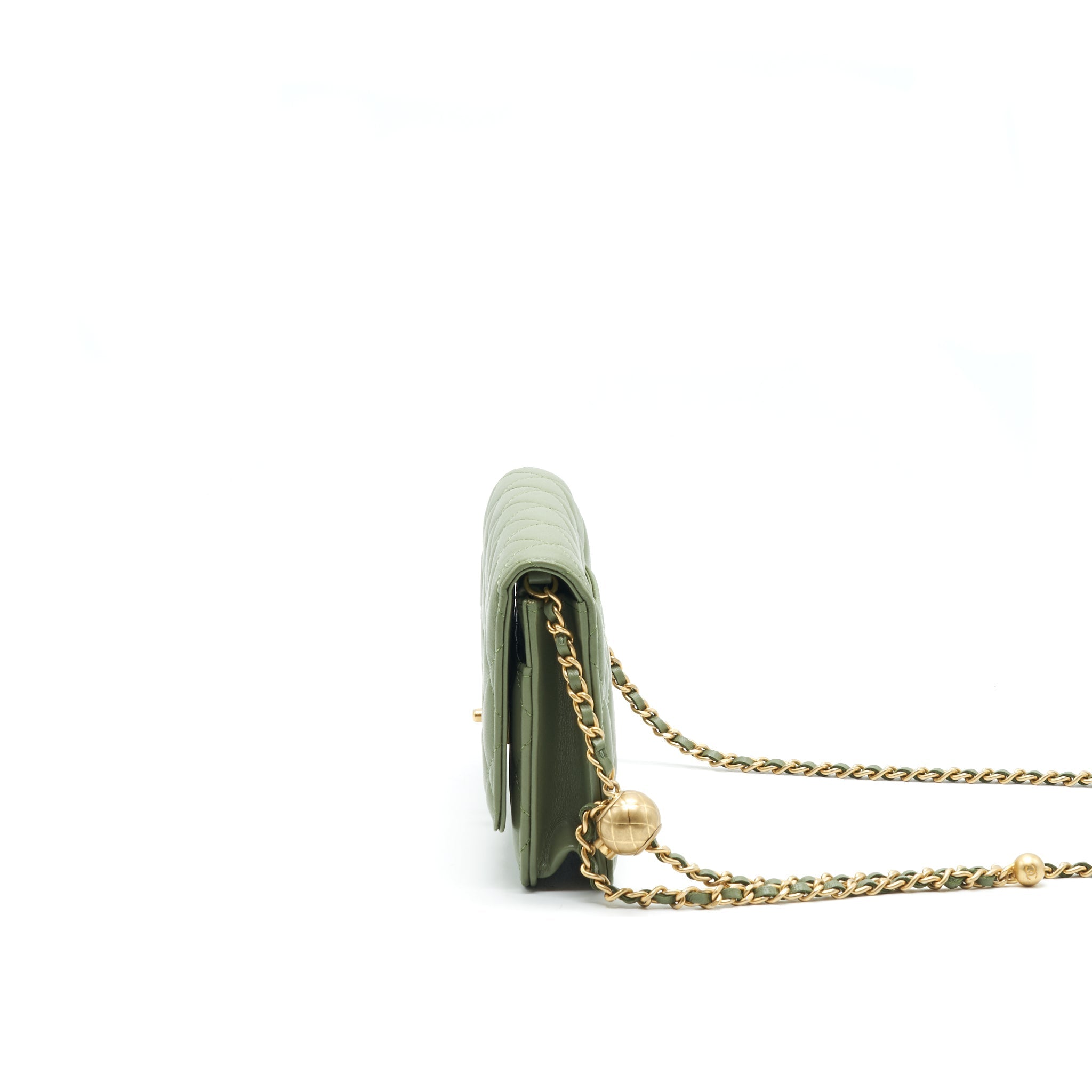 Chanel 21B Green  Pearl Crush Wallet On Chain