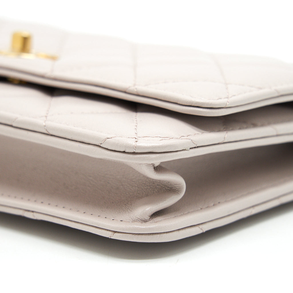 Chanel Pearl Crushed Pearl Wallet On Chain Lilac