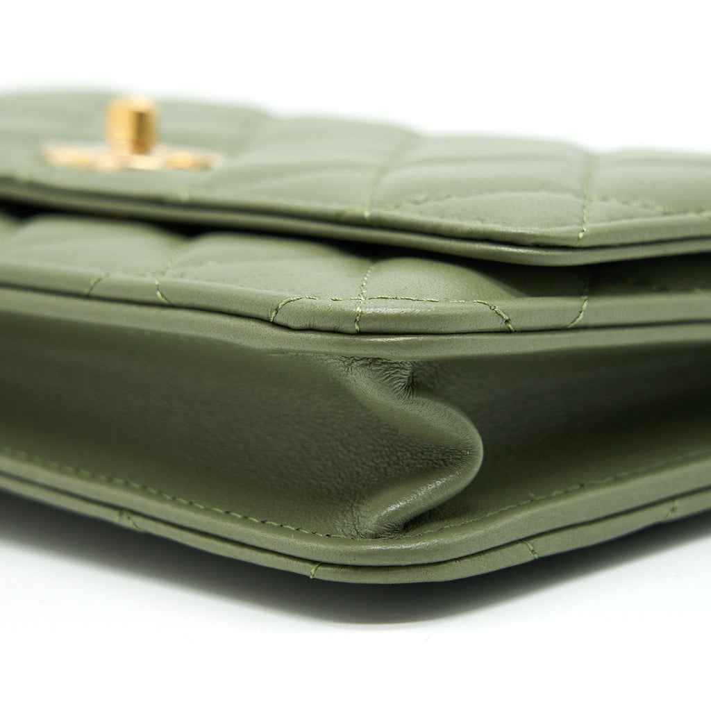Chanel 21B Green  Pearl Crush Wallet On Chain