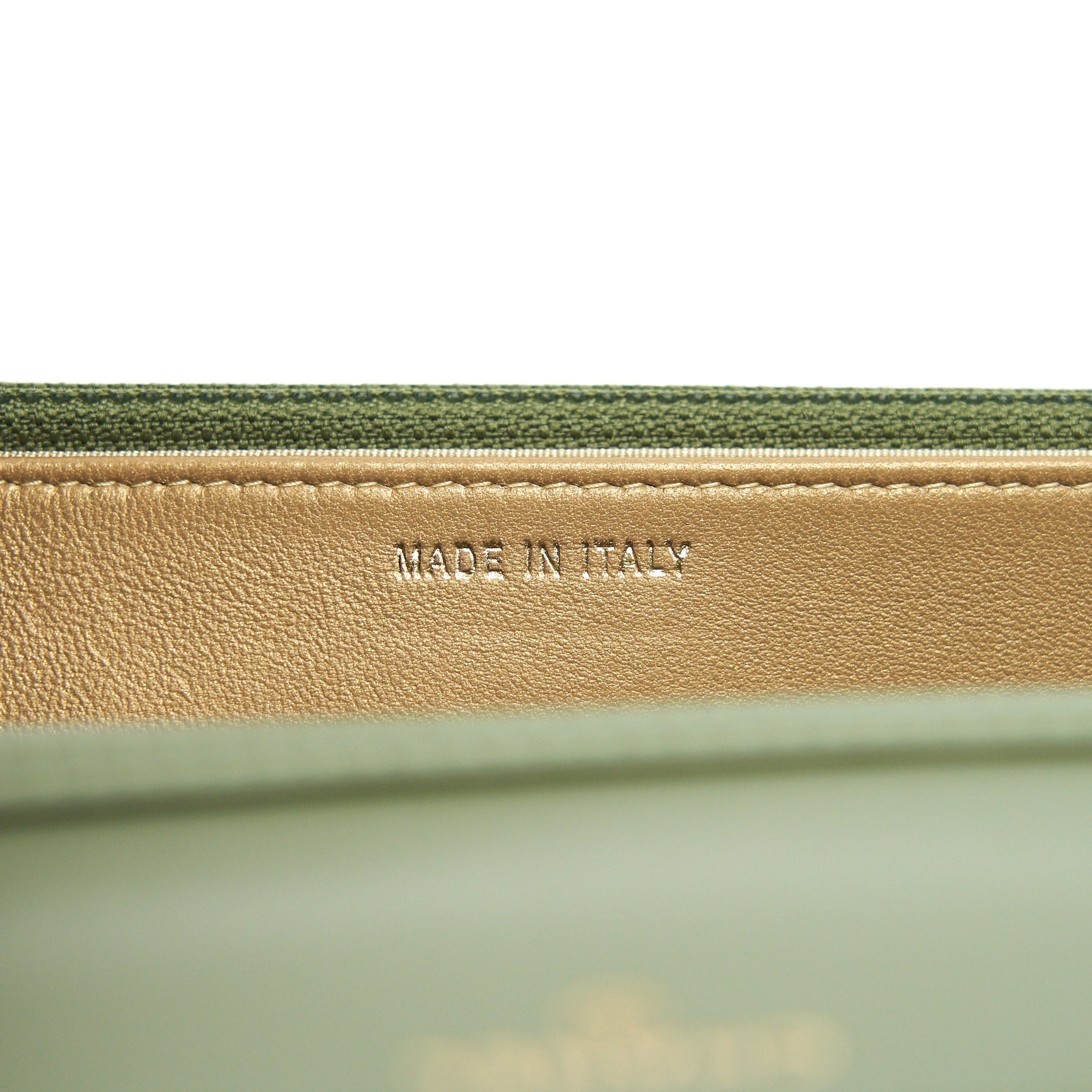 Chanel 21B Green  Pearl Crush Wallet On Chain