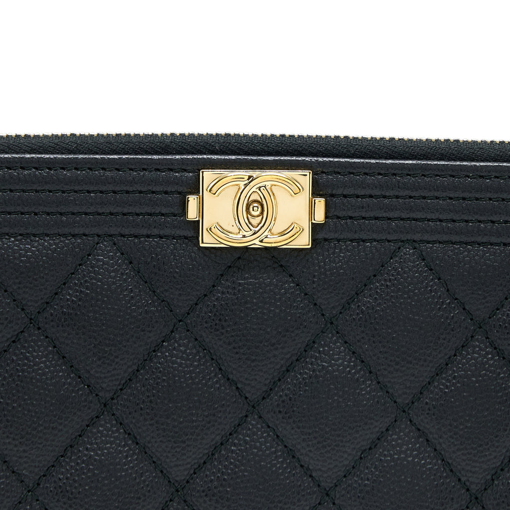 Chanel Boy Clutch Caviar Black