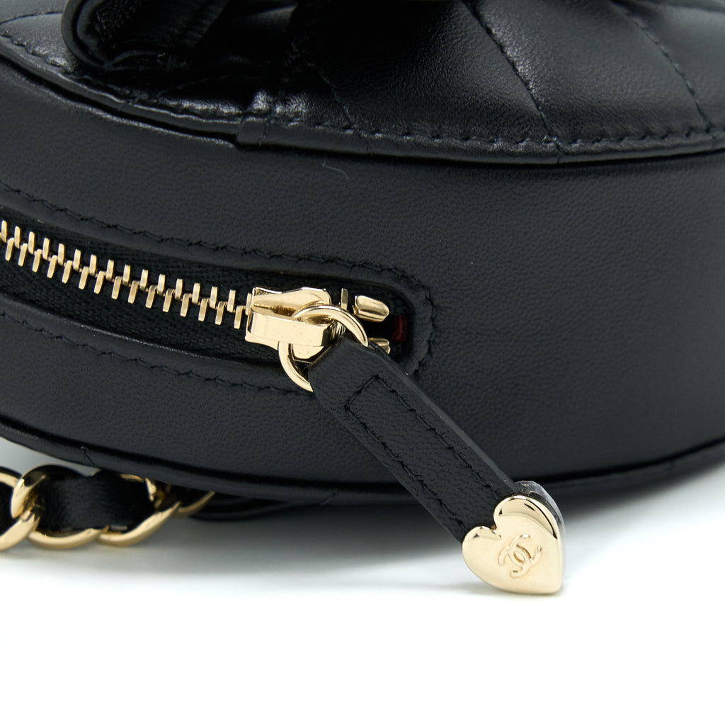 Chanel 22S Heart Belt Bag Lambskin Black L