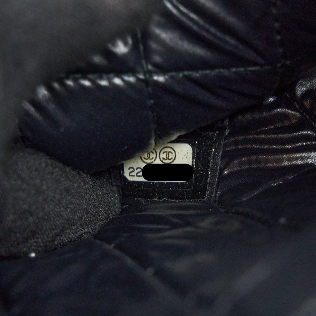 Chanel Boy Clutch Caviar Black
