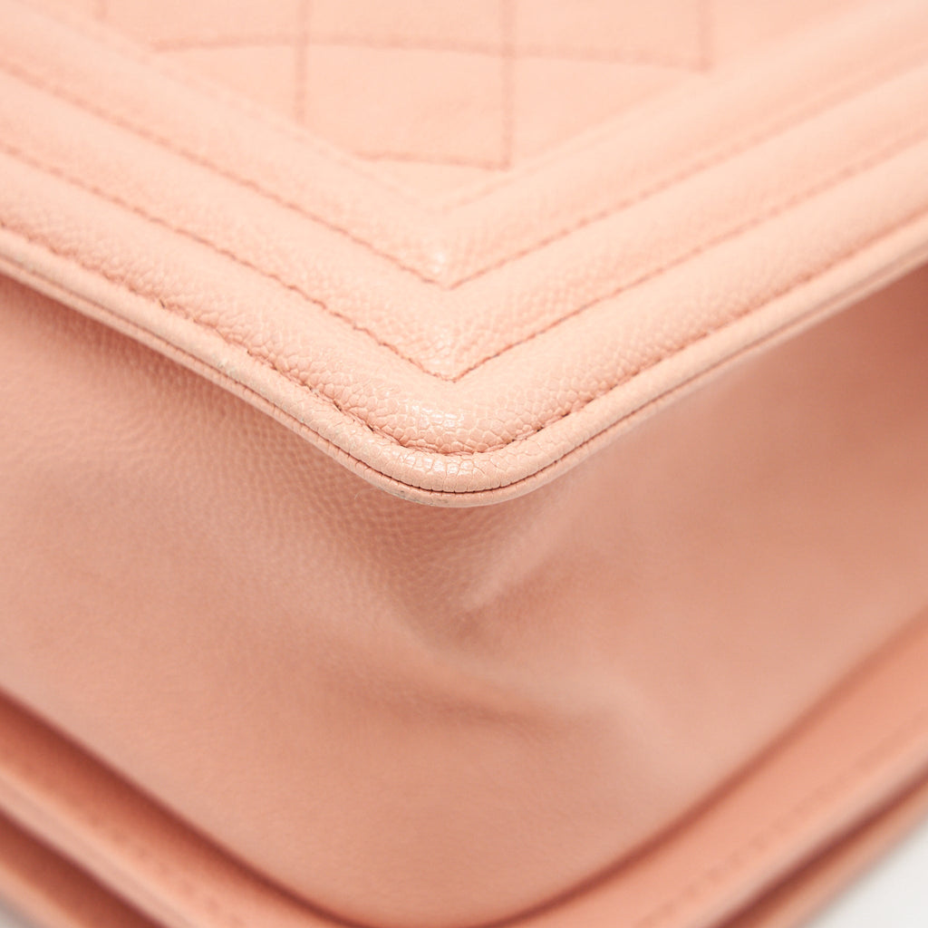 CHANEL MEDIUM BOY CHANEL BAG CAVIAR PINK