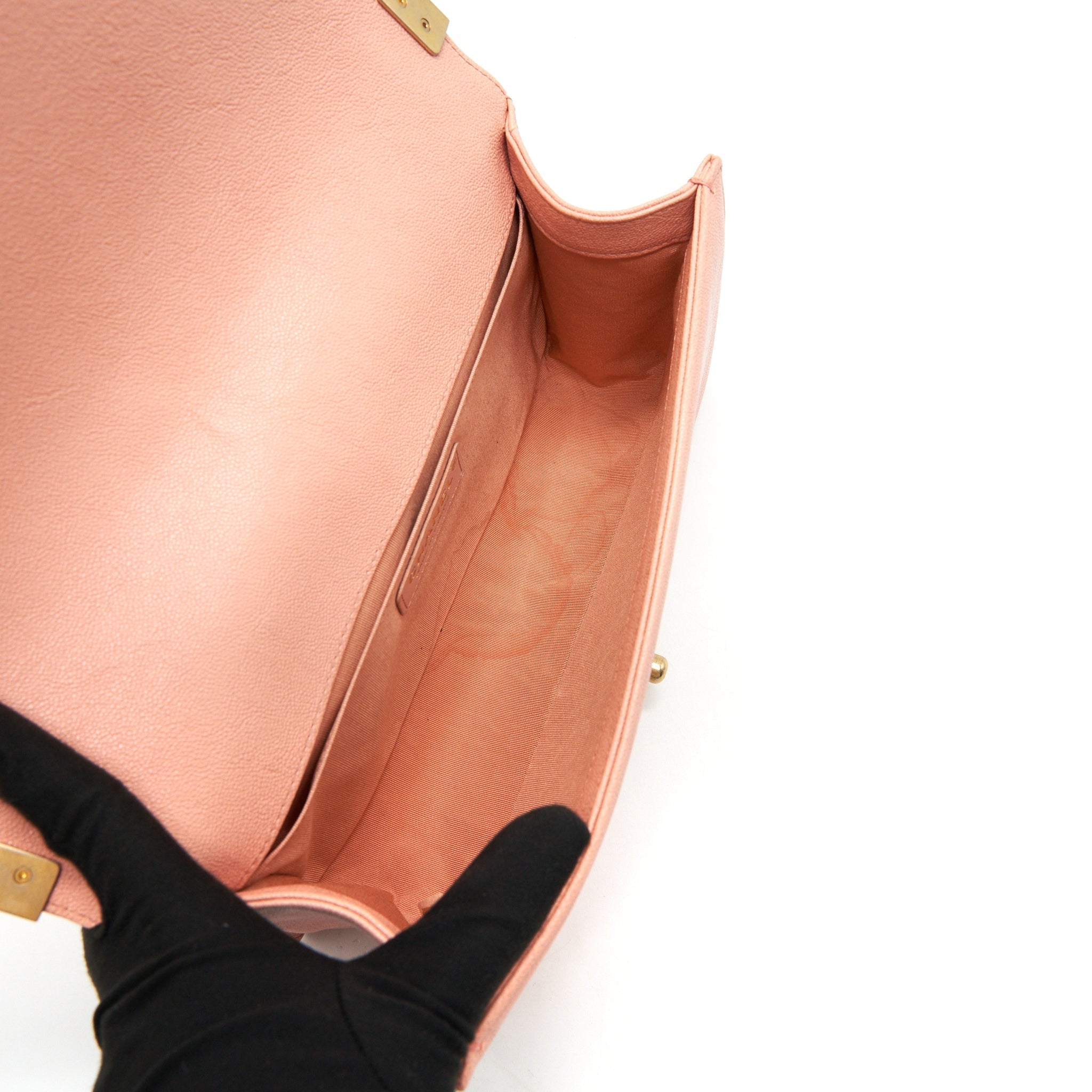 CHANEL MEDIUM BOY CHANEL BAG CAVIAR PINK