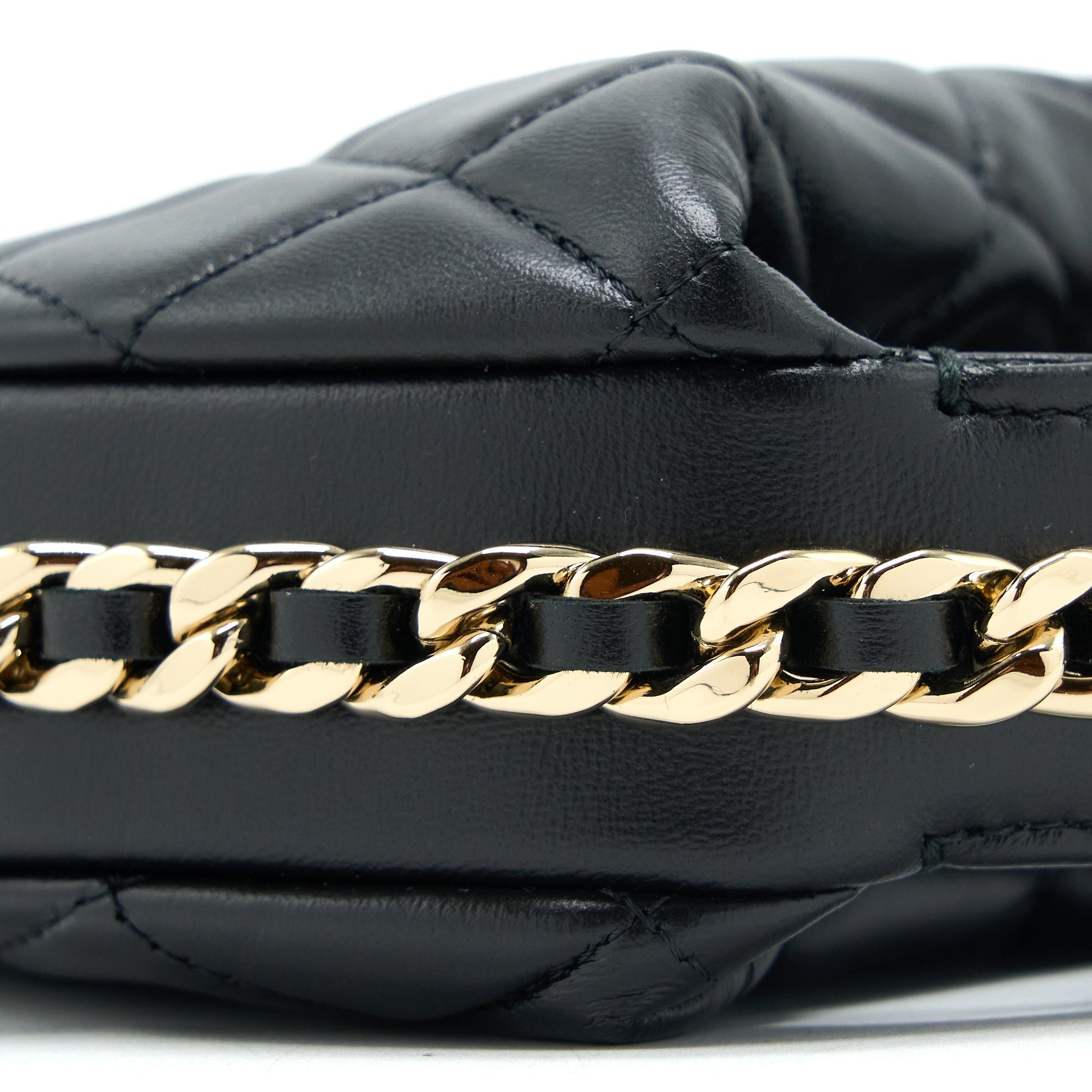 Chanel 23C Round Clutch Lambskin Black L (Microchip)