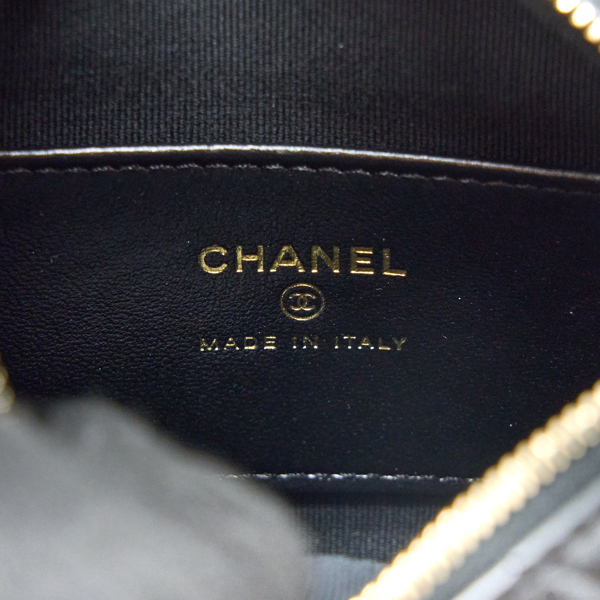 Chanel 23C Round Clutch Lambskin Black L (Microchip)