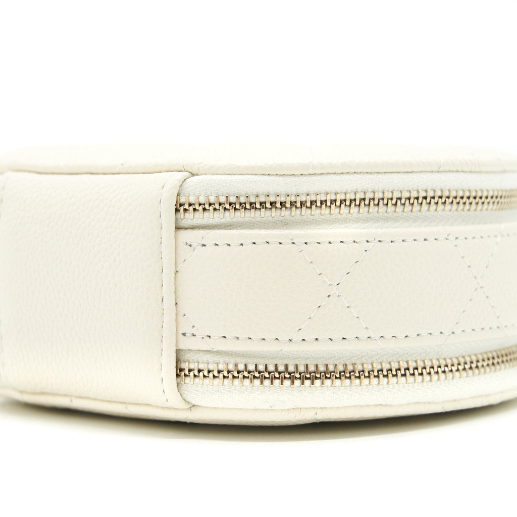 Chanel clutch with chain Caviar white L