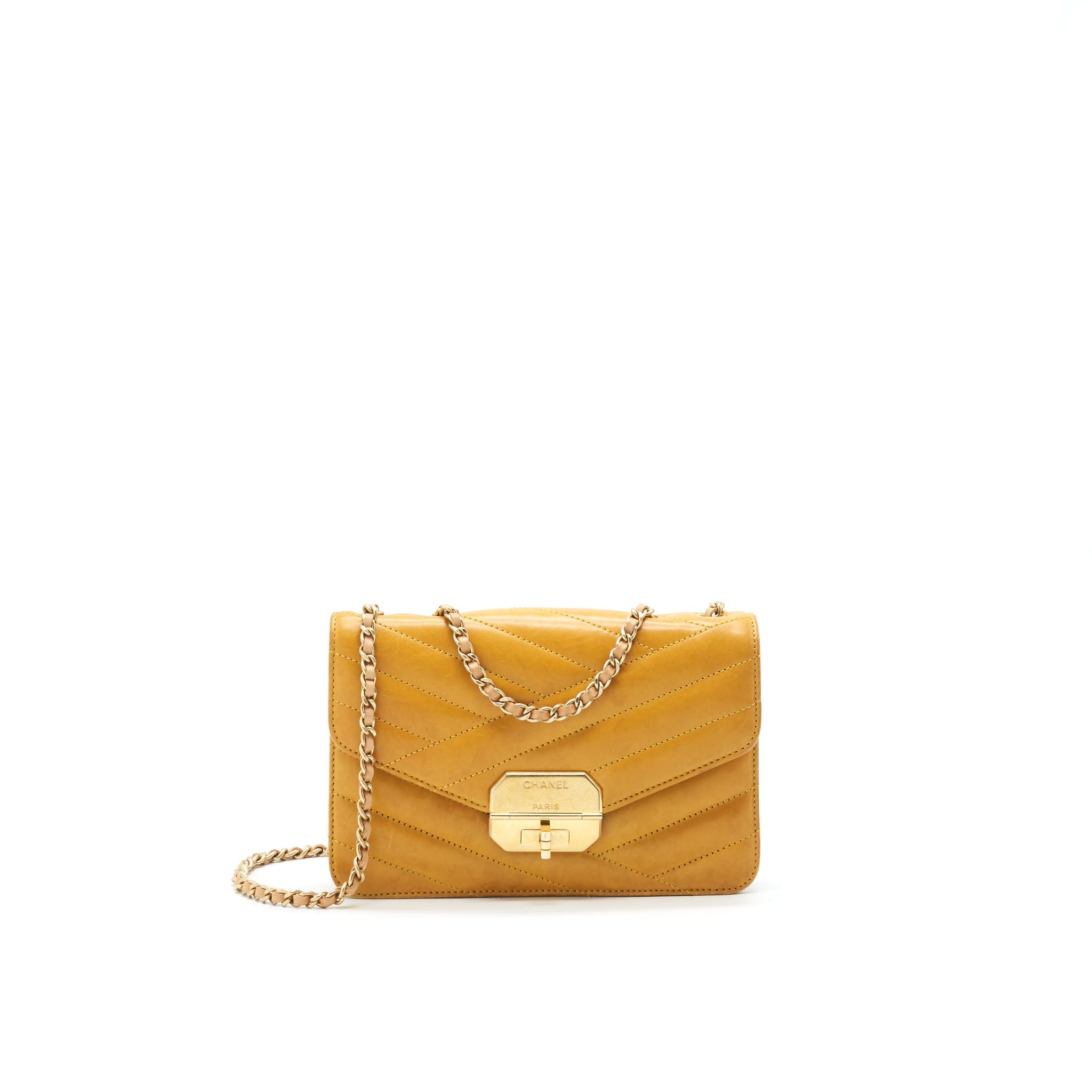 Chanel Chevron Envelope Flap Bag With Chain in Yellow