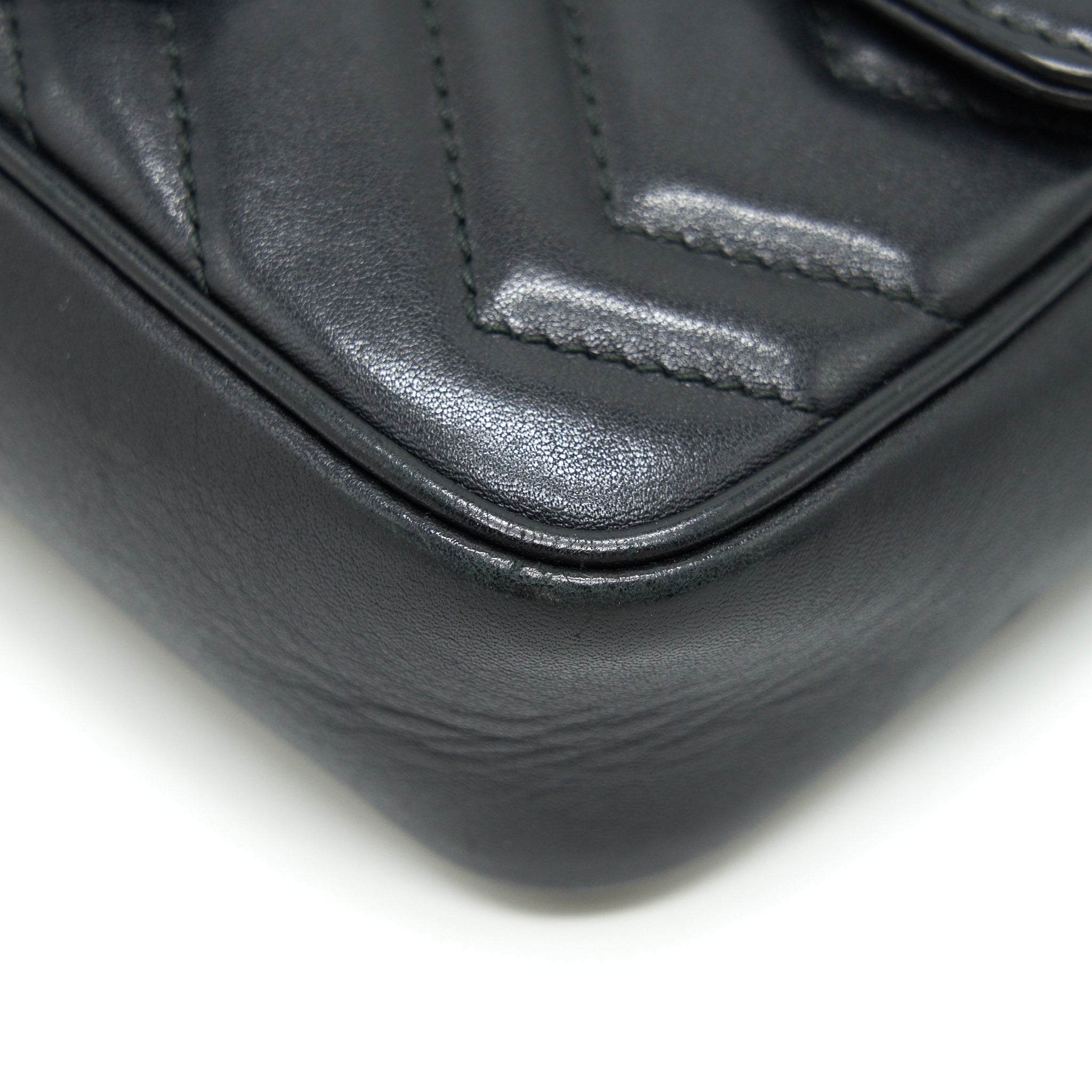 GUCCI GG MARMONT SUPER MINI LEATHER BAG BLACK