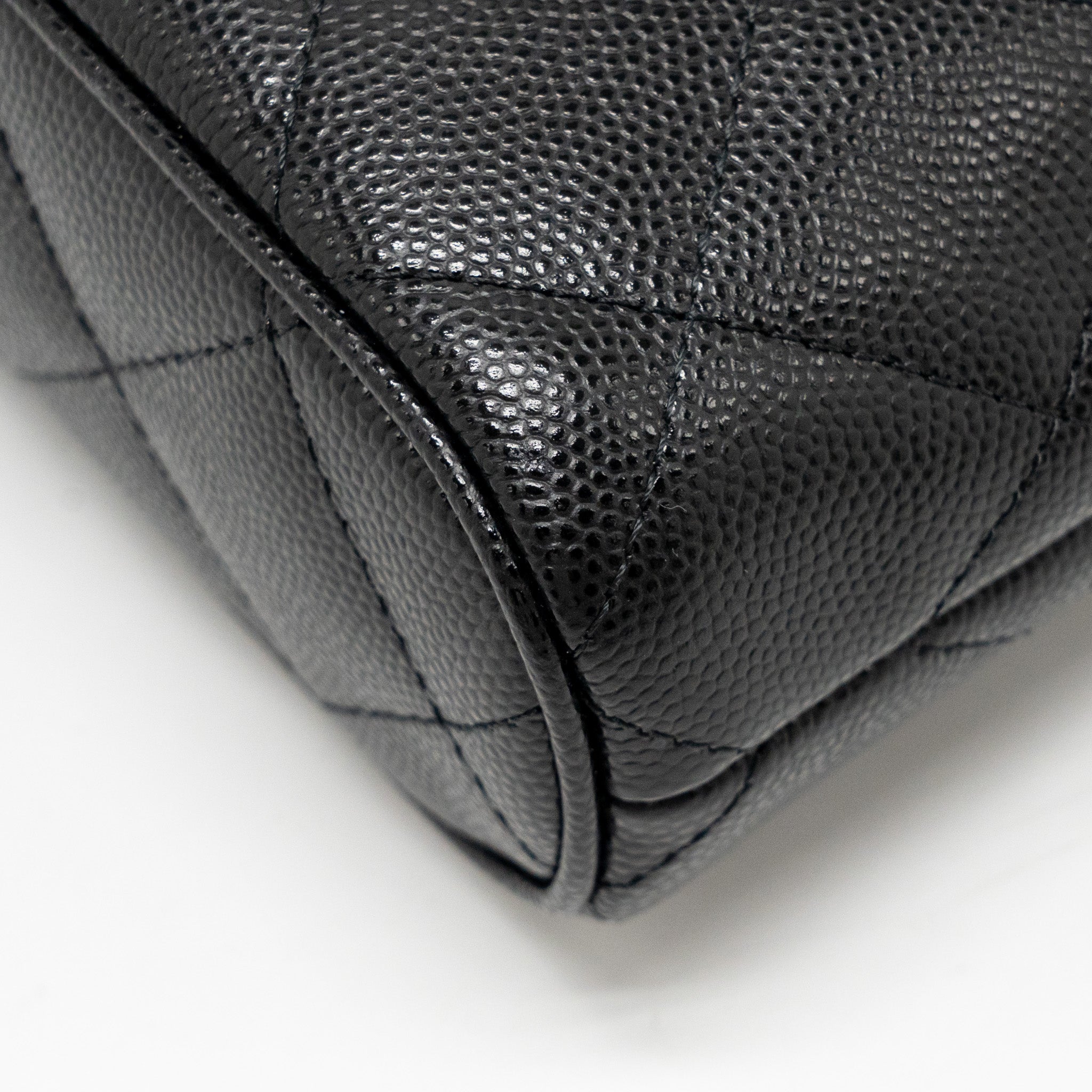 Chanel fold flap vanity clutch with chain caviar black